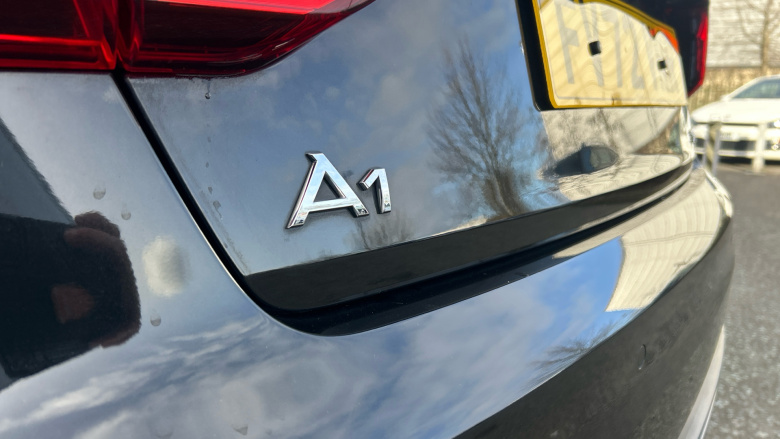 Audi A1 30 TFSI 110 S Line 5dr S Tronic Petrol Hatchback